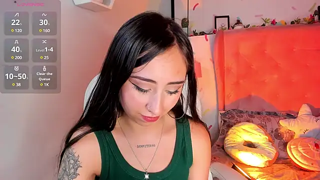 Snapshot of _cloe_martinez chatting on 17, 3, 2025 cloe martinez online show from 17, 3, 2025