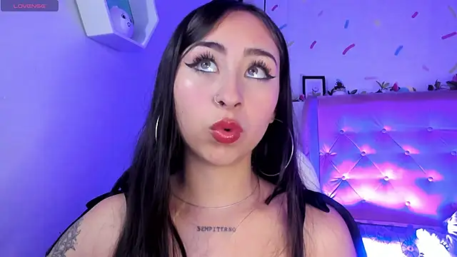 Snapshot of _cloe_martinez chatting on 21, 3, 2025 cloe martinez online show from 21, 3, 2025