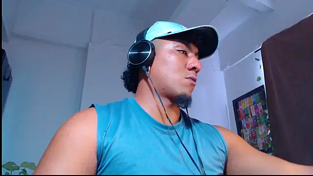 yosoy enzo2020 online show from 2, 12, 2024