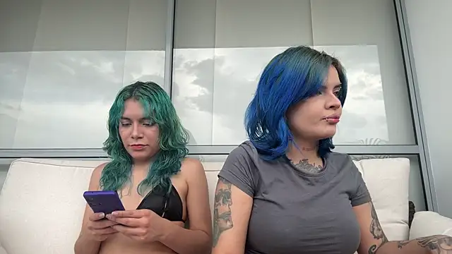 SinisterDarling online show from 3, 11, 2025