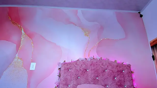 Khassia f32 online show from 10, 3, 2025