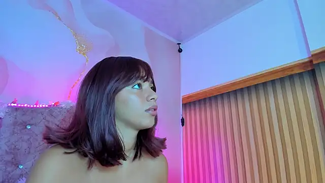 Khassia f32 online show from 11, 3, 2025