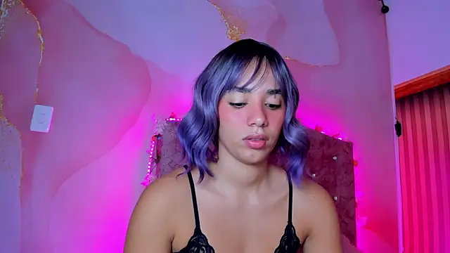 Khassia f32 online show from 18, 3, 2025