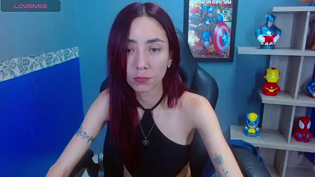 Erika Stevens online show from 16, 12, 2024