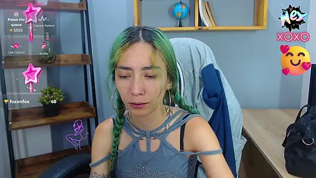 Erika Stevens online show from 7, 10, 2025