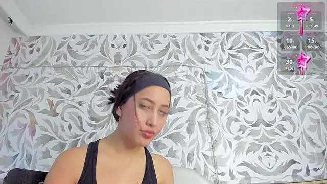Snapshot of valentina_cortes72 chatting on 25, 1, 2025 valentina cortes72 online show from 25, 1, 2025