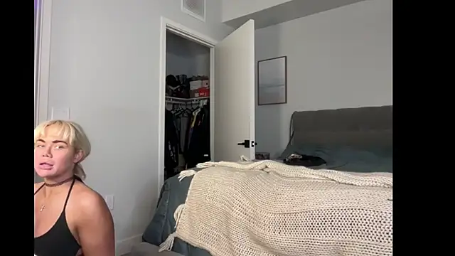 ElenaErickson online show from 22, 12, 2025