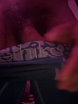 jmoney232303 online show from 18, 4, 2026