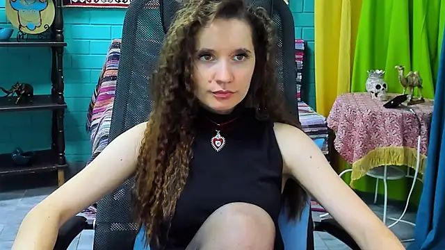 Miss Barbara  online show from 28, 2, 2025