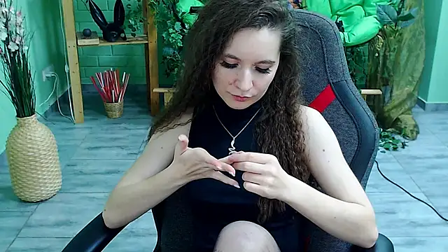 Miss Barbara  online show from 17, 3, 2025