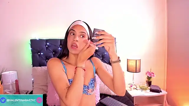valentinabaez online show from 21, 1, 2025