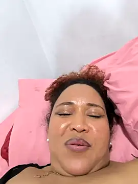 debboraWagner online show from 23, 2, 2025