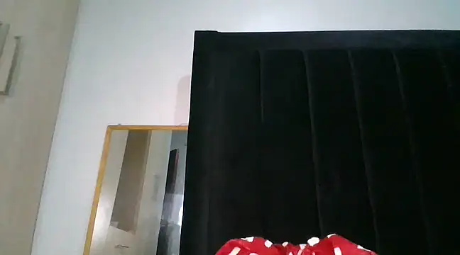 Sexy barb2 online show from 26, 1, 2025