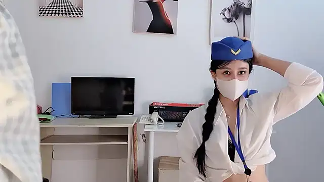 Mono-Stewardesss online show from 17, 1, 2026