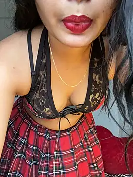 Snapshot of Sexy-Varsha chatting on 4, 12, 2024 Sexy-Varsha online show from 4, 12, 2024
