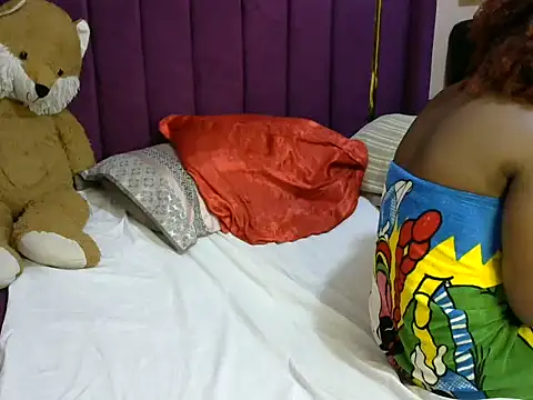 slender-qwene online show from 17, 11, 2025