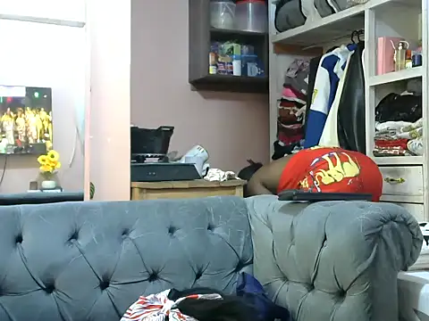 Snapshot of slender-qwene chatting on 21, 6, 2026 slender-qwene online show from 21, 6, 2026