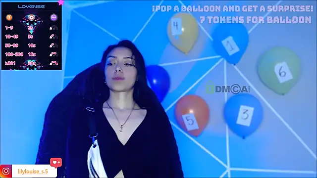 lilylouisee online show from 17, 12, 2025