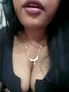 Snapshot of Anusri- chatting on 11, 7, 2026 Anusri- online show from 11, 7, 2026