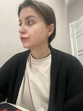 ellie ssexy online show from 6, 1, 2025