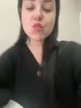 ellie ssexy online show from 3, 3, 2025