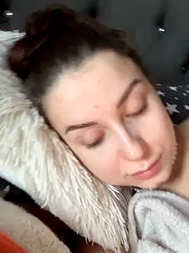 ellie ssexy online show from 4, 10, 2025