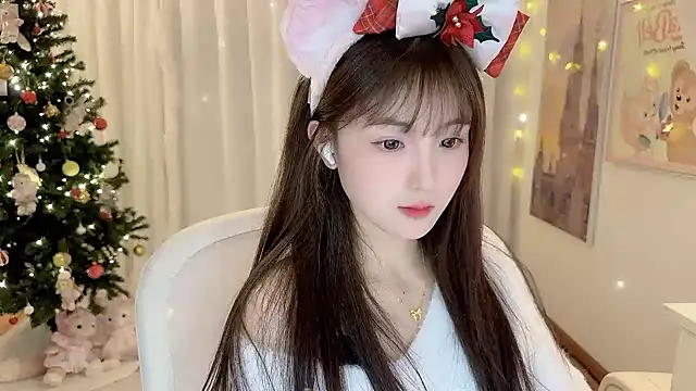 Snapshot of SHUIshui_ chatting on 24, 12, 2024 SHUIshui  online show from 24, 12, 2024