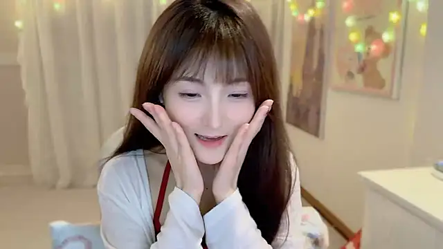 Snapshot of SHUIshui_ chatting on 14, 2, 2025 SHUIshui  online show from 14, 2, 2025