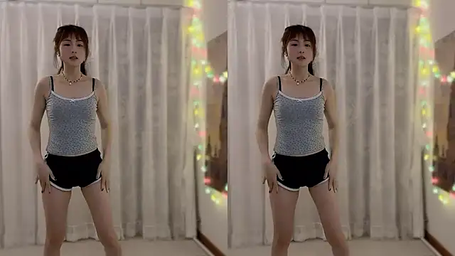 Snapshot of SHUIshui_ chatting on 25, 2, 2025 SHUIshui  online show from 25, 2, 2025