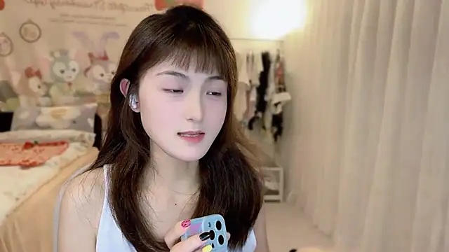 Snapshot of SHUIshui_ chatting on 28, 2, 2025 SHUIshui  online show from 28, 2, 2025