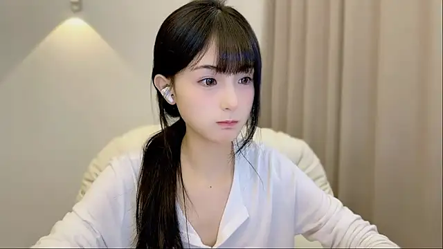 Snapshot of SHUIshui_ chatting on 28, 9, 2025 SHUIshui  online show from 28, 9, 2025