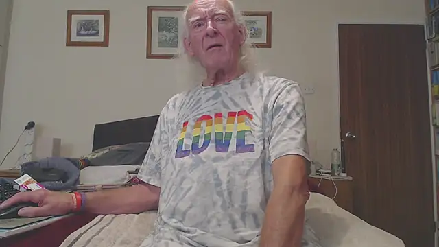 WaverlyKernow online show from 24, 11, 2025