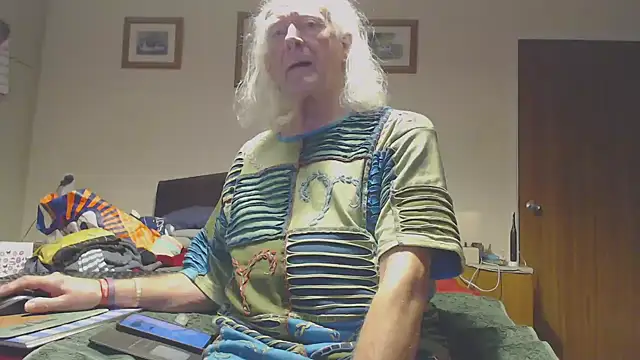 WaverlyKernow online show from 12, 2, 2026