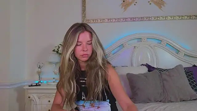 Real Tini online show from 9, 9, 2025