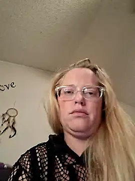 Snapshot of Toybox13_Pika chatting on 18, 9, 2025 Toybox13 Pika online show from 18, 9, 2025