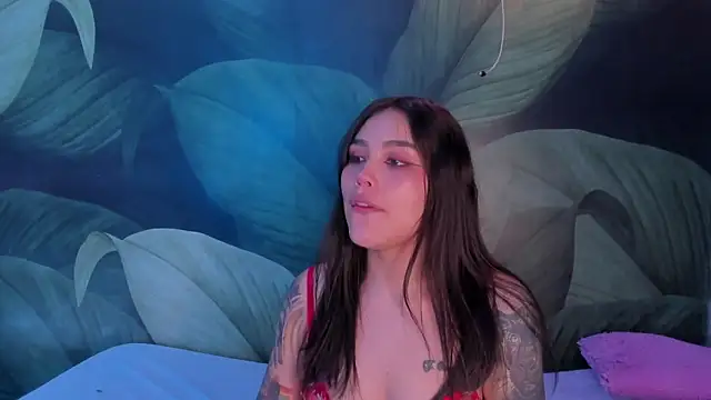 Snapshot of sweett_dirty chatting on 8, 1, 2025 sweett dirty online show from 8, 1, 2025
