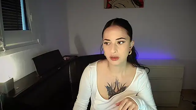 Windy butterfly online show from 2, 12, 2025