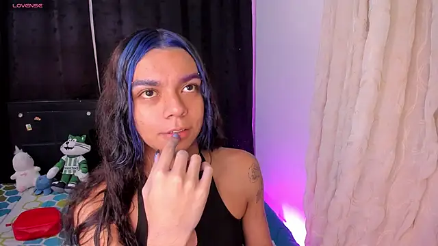 Snapshot of Megan_Miles02 chatting on 21, 6, 2026 Megan Miles02 online show from 21, 6, 2026