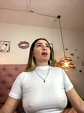 antonella87 online show from 10, 10, 2025