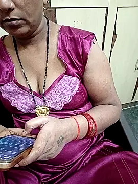 reemacouple007 online show from 8, 10, 2025