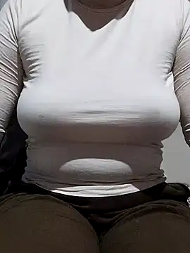 Elaa Su online show from 31, 1, 2025