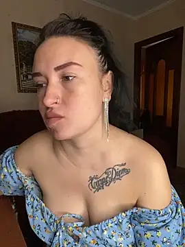 Snapshot of Roxana_Bell chatting on 16, 5, 2026 Roxana Bell online show from 16, 5, 2026