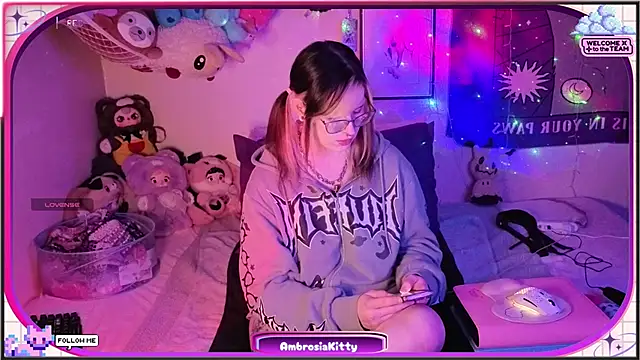 Snapshot of AmbrosiaKitty chatting on 21, 5, 2026 AmbrosiaKitty online show from 21, 5, 2026