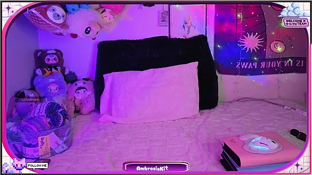 Snapshot of AmbrosiaKitty chatting on 28, 6, 2026 AmbrosiaKitty online show from 28, 6, 2026