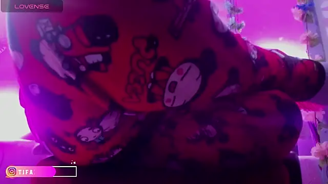 Snapshot of little_tifanny82 chatting on 18, 9, 2025 little tifanny82 online show from 18, 9, 2025
