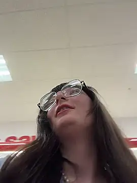 urpuppymoon online show from 5, 3, 2026