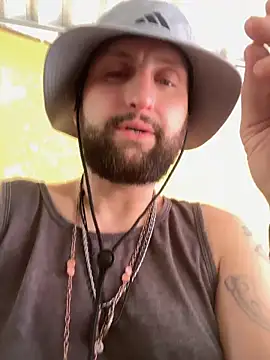 BobbyQ29 online show from 9, 6, 2026