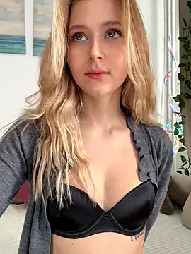 LunaRase online show from 9, 10, 2025