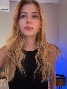 Snapshot of LunaRase chatting on 28, 7, 2026 LunaRase online show from 28, 7, 2026