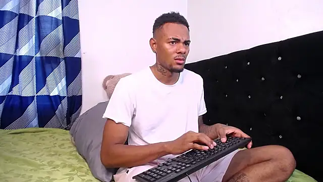 TysonWalkers online show from 8, 1, 2025